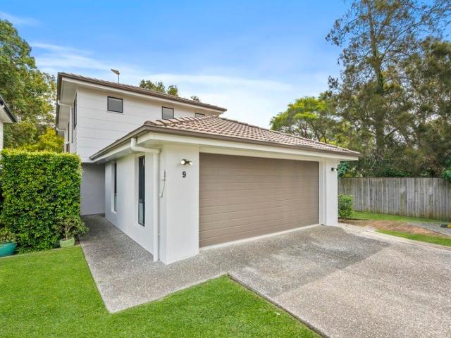 Townhouse for sale in Toombul, Queensland