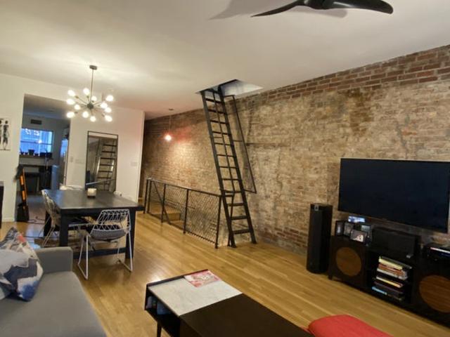 Room for rent in Arverne, New York