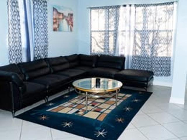 Room for rent in Oakland Park, Florida