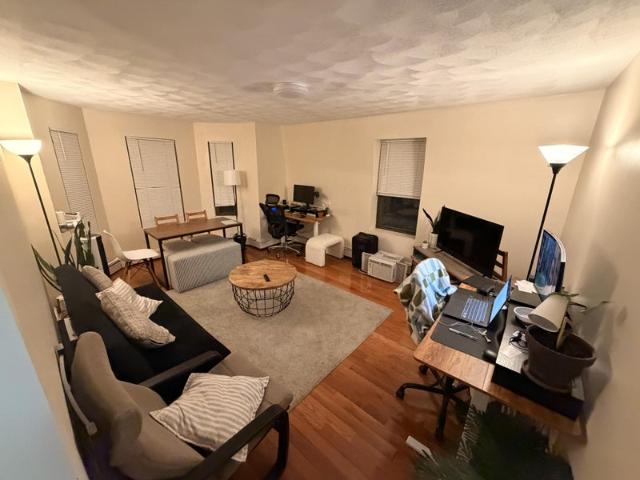 Room for rent in Somerville, Massachusetts