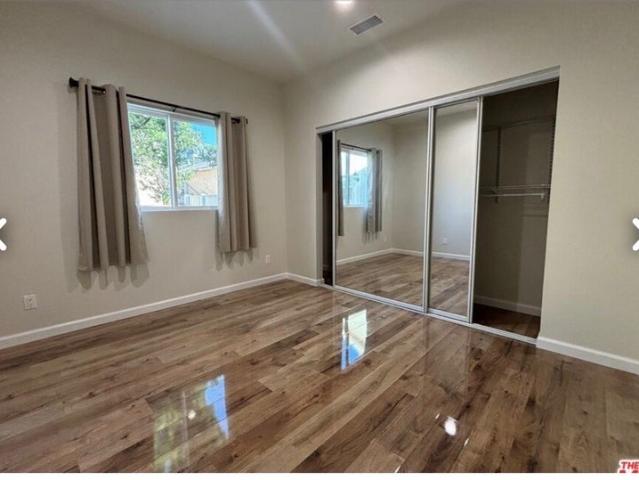 Room for rent in Burbank, California