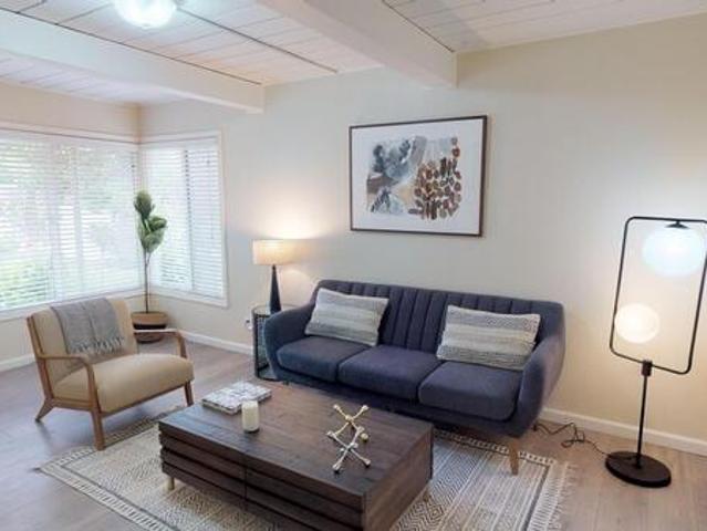 Room for rent in San Mateo, California