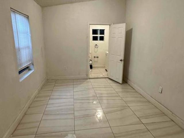 Room for rent in Florida