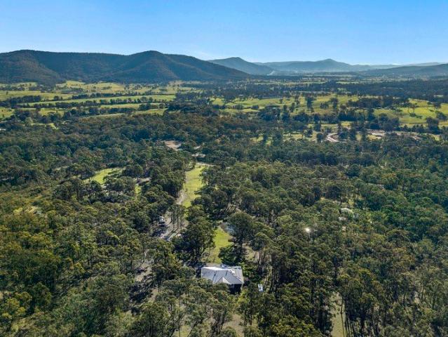 Cottage for sale in Martins Creek, New South Wales