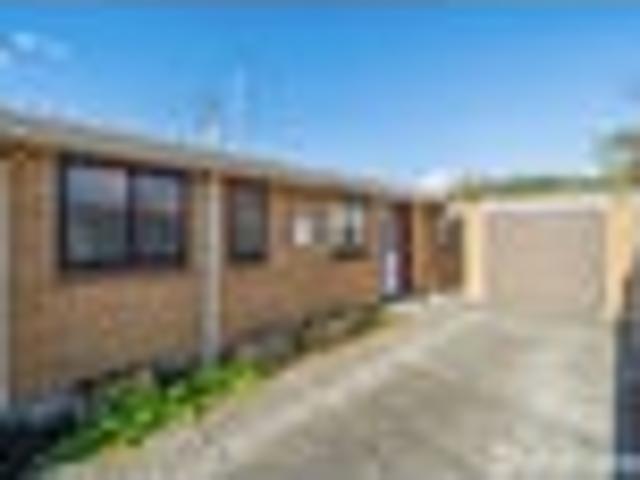 Apartment for sale in Pauatahanui, Wellington