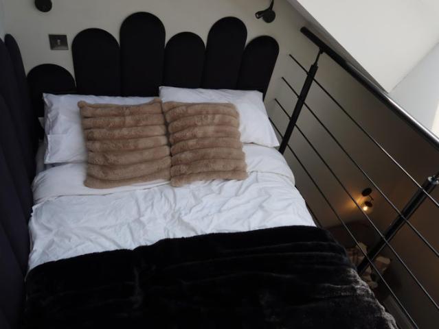 Studio for rent in City Centre, Georgia