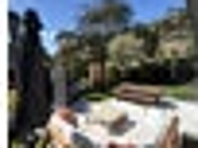 House for sale in Chaslands, Canterbury