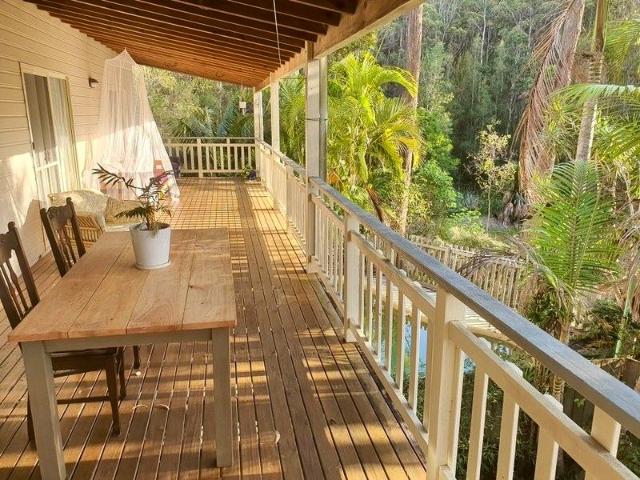 House for sale in Elizabeth Beach, New South Wales