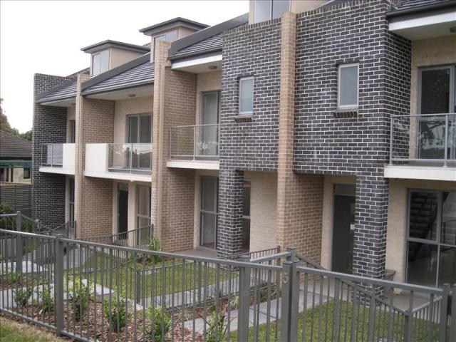 Townhouse for rent in Sydney, New South Wales