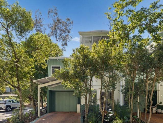 Townhouse for sale in Toombul, Queensland