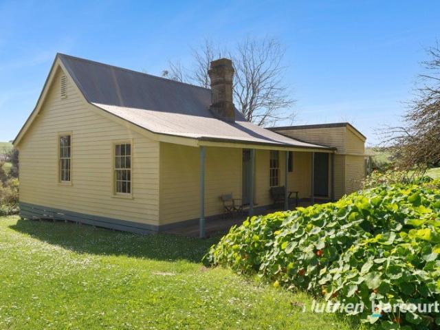 House for sale in Newfield, Port Campbell