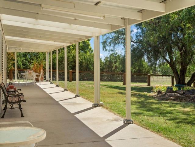 Cottage for sale in Frog Rock, New South Wales