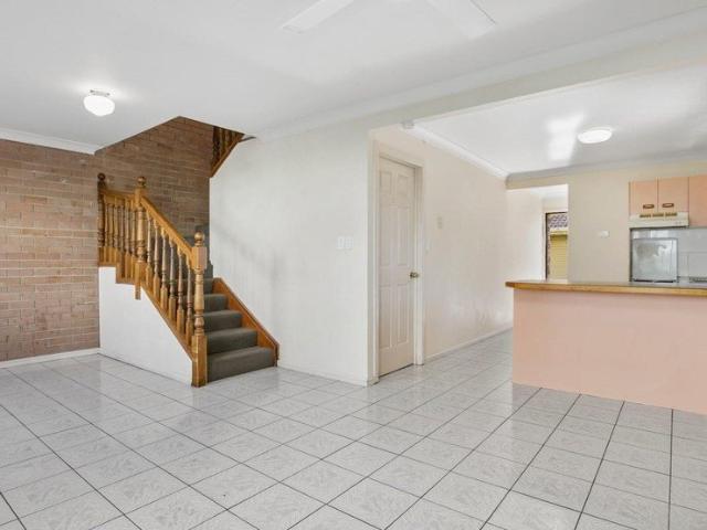 Townhouse for rent in Toombul, Queensland