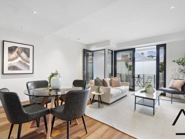 Apartment for rent in Albert Park, Melbourne