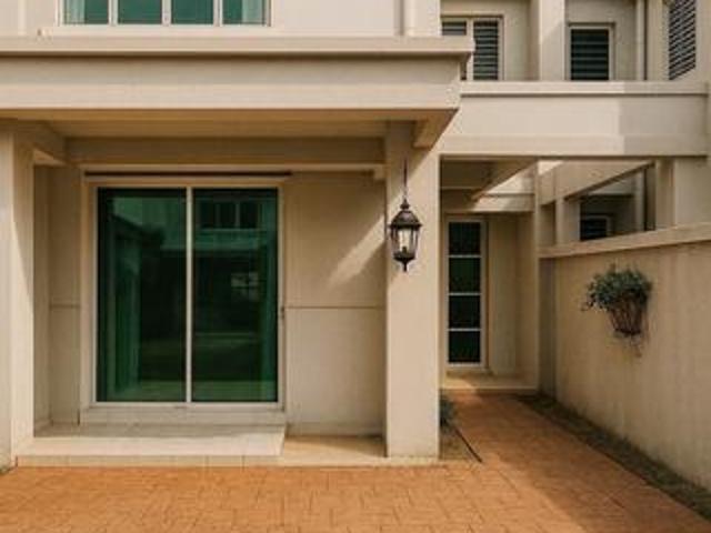 Terraced House for rent in Malaka
