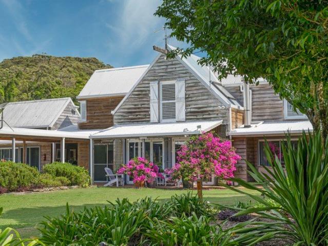 Cottage for sale in Crescent Head, New South Wales