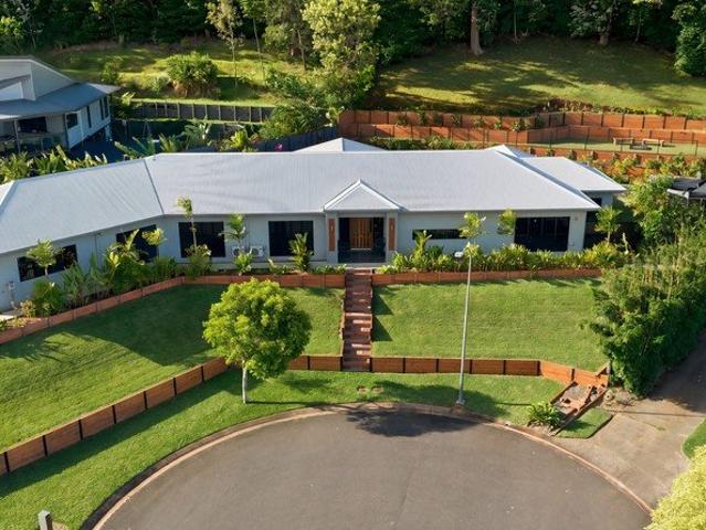 House for sale in Kewarra Beach, Queensland