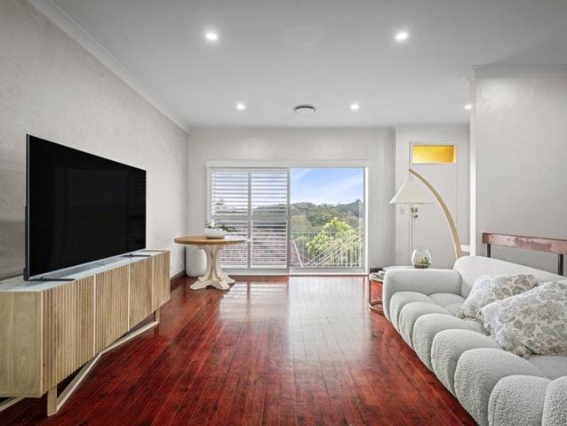 Villa for sale in Sydney, New South Wales