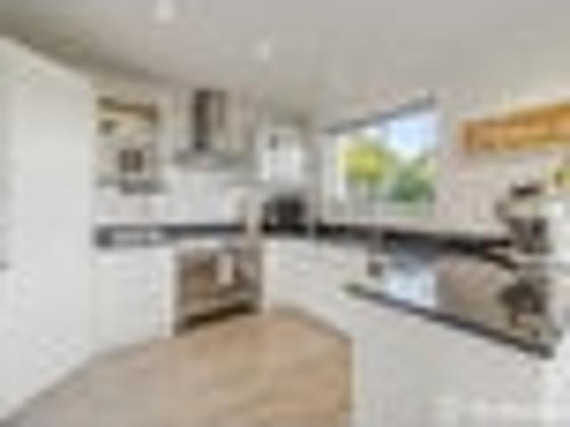 House for sale in Days Bay, Wellington
