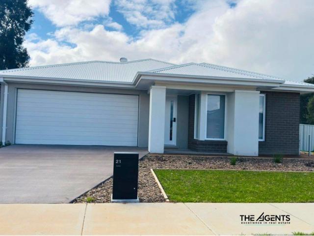 Granny Flat for rent in Cobram, Shire of Moira