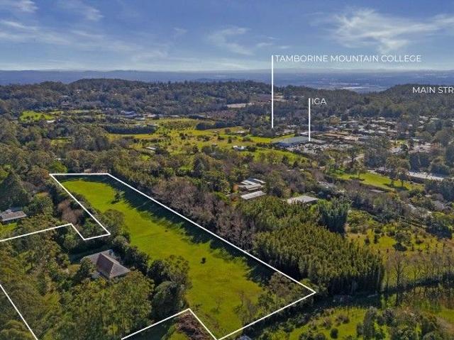 House for sale in Tamborine Mountain, Queensland