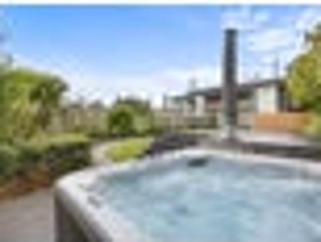 House for sale in Somerville, Howick