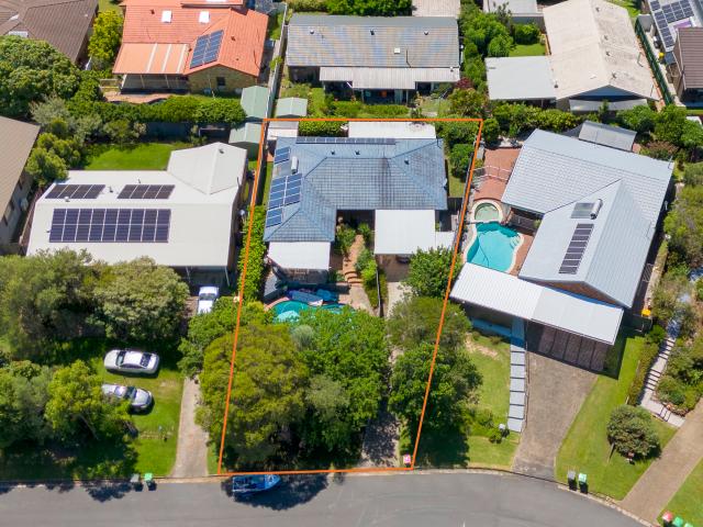 House for sale in Ashmore City