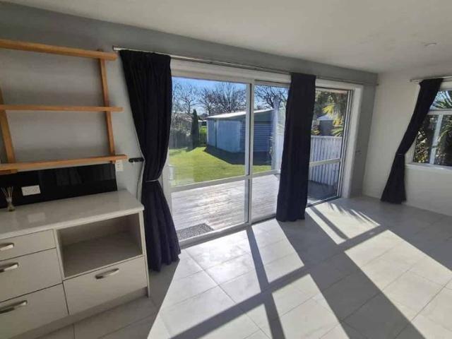 House for rent in Chaslands, Canterbury