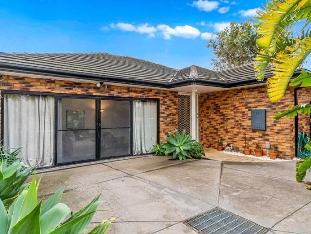 Townhouse for sale in Camerons Creek, Victoria