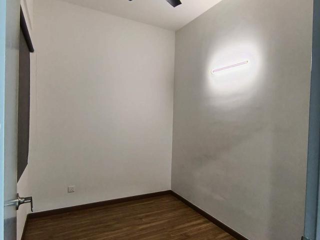 Room for rent in Petaling, Damansara Damai
