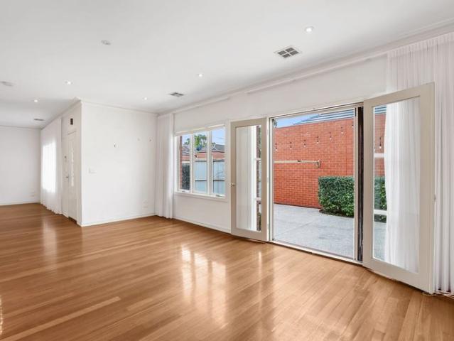 Townhouse for rent in Camerons Creek, Victoria