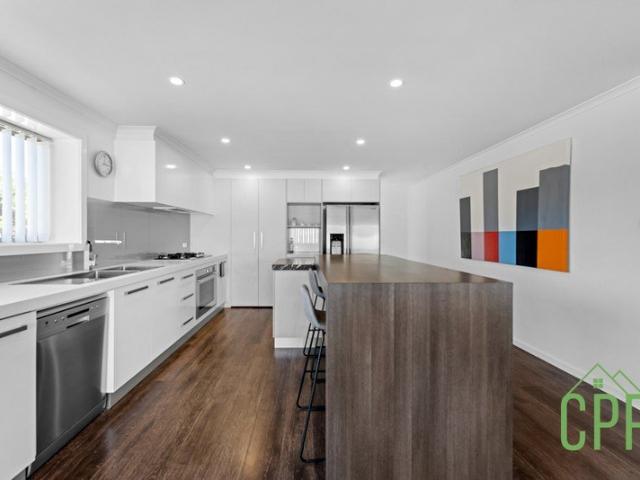 Townhouse for rent in Sutton, New South Wales