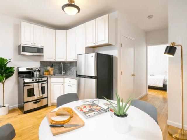 Room for rent in Arverne, New York