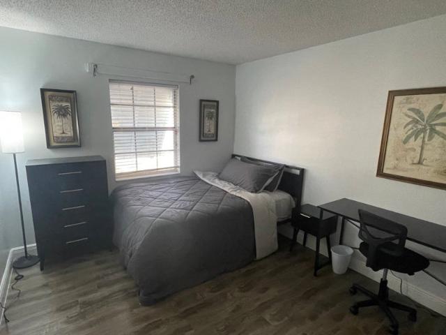 Room for rent in Melbourne, Florida