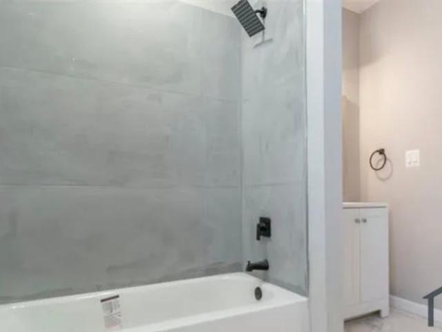 Room for rent in Gibsonton, Maryland