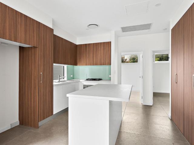 House for rent in Wollongong West, New South Wales