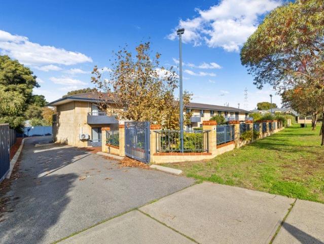 Apartment for sale in Hamilton Hill, Western Australia