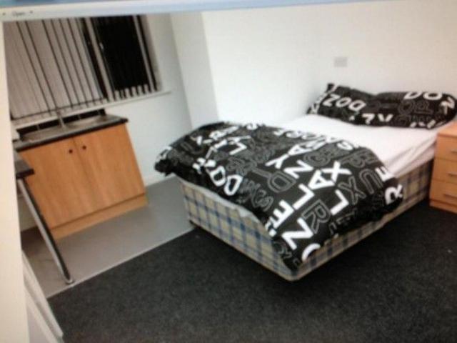 Room for rent in Grove Hill, Normanby