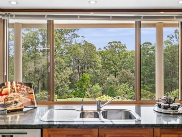 Cottage for sale in Kings Creek, Queensland