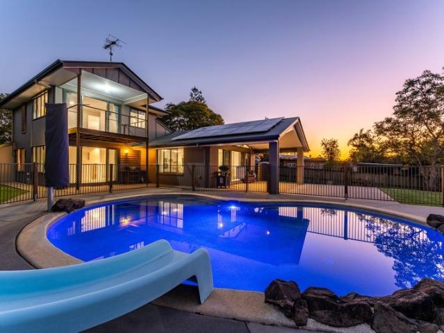 Cottage for sale in Kings Creek, Queensland