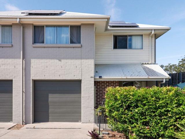 Townhouse for sale in Toombul, Queensland