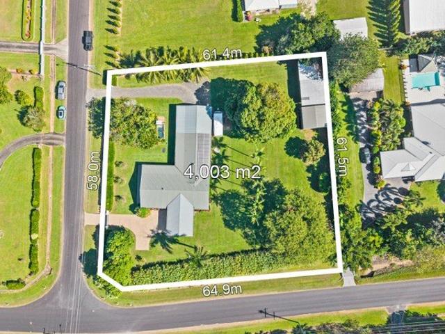 House for sale in Kewarra Beach, Queensland
