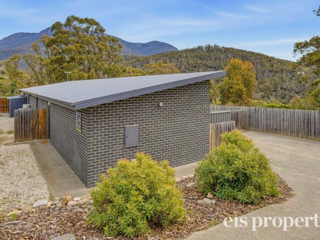 House for sale in Lenah Valley, Hobart