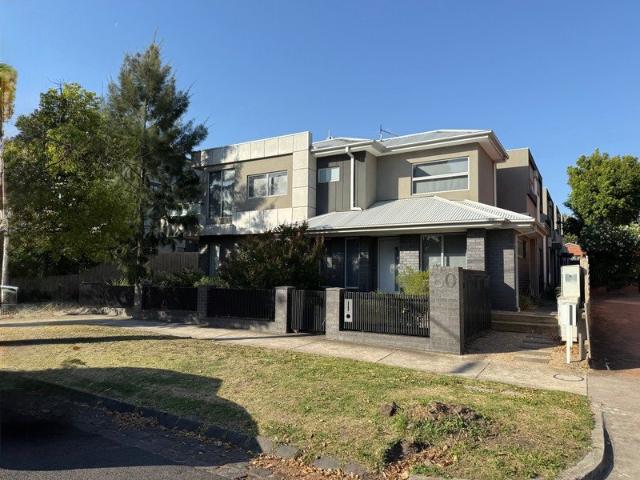 Townhouse for rent in Camerons Creek, Victoria