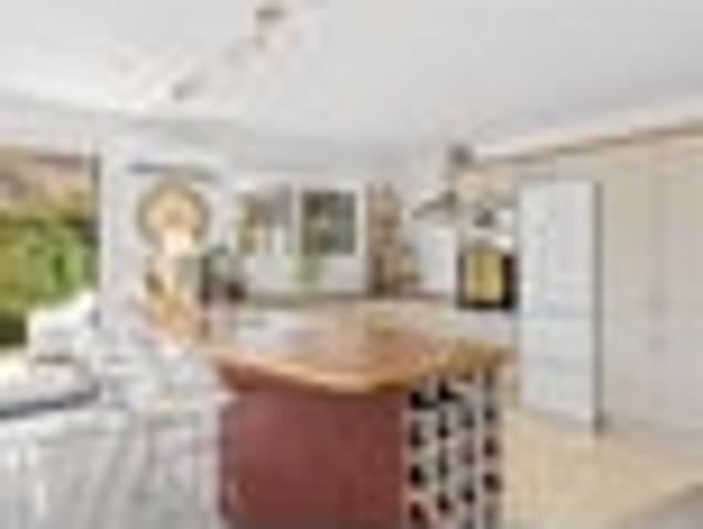 House for sale in Otakou