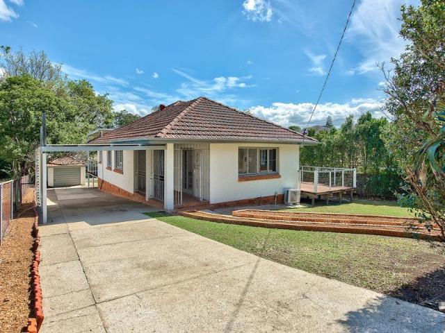 House for sale in Wavell Heights, Greater Brisbane