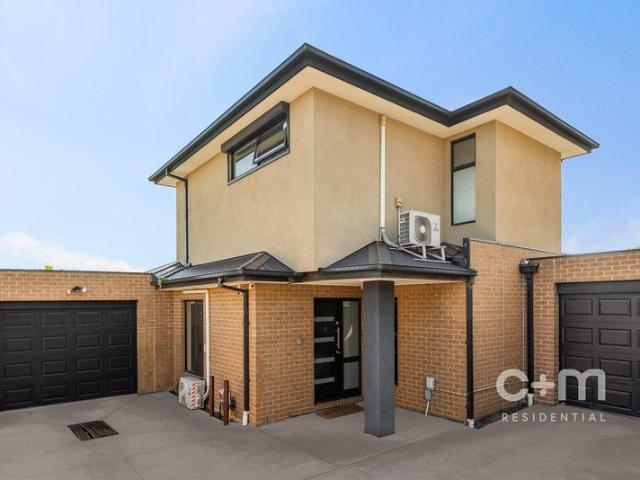 Townhouse for sale in Jacana, Melbourne