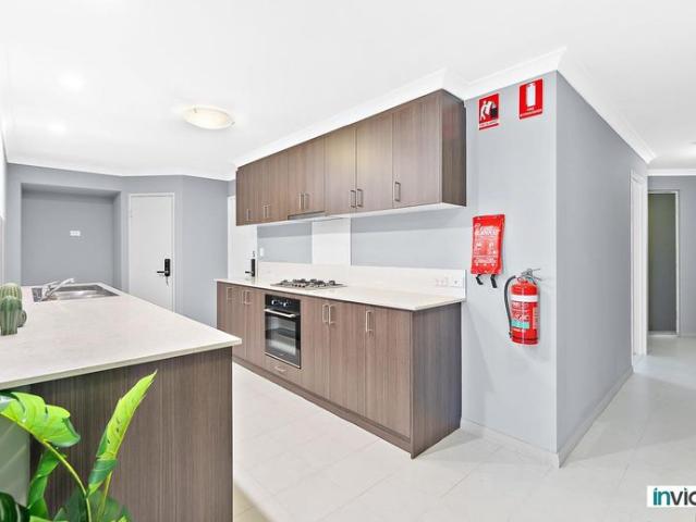 Granny Flat for rent in Hammond Park, Western Australia