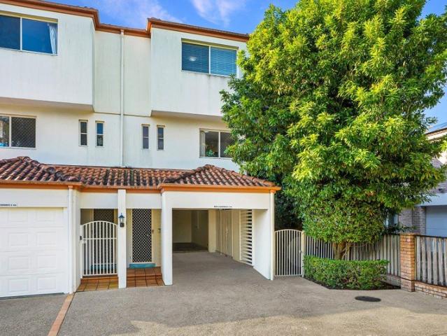 Townhouse for sale in Fernbrook, Queensland