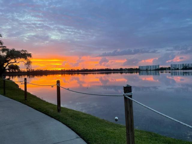 Room for rent in Florida